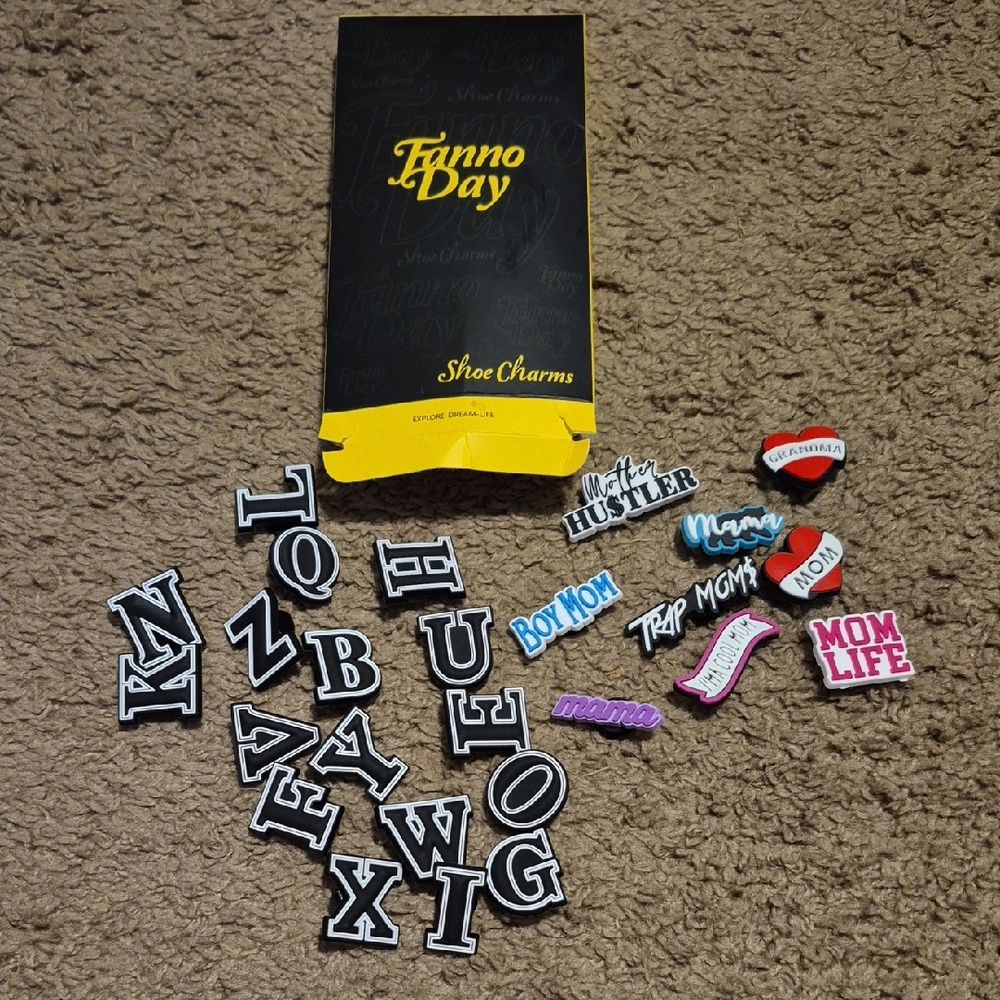 Funno Day Shoe Charms Set